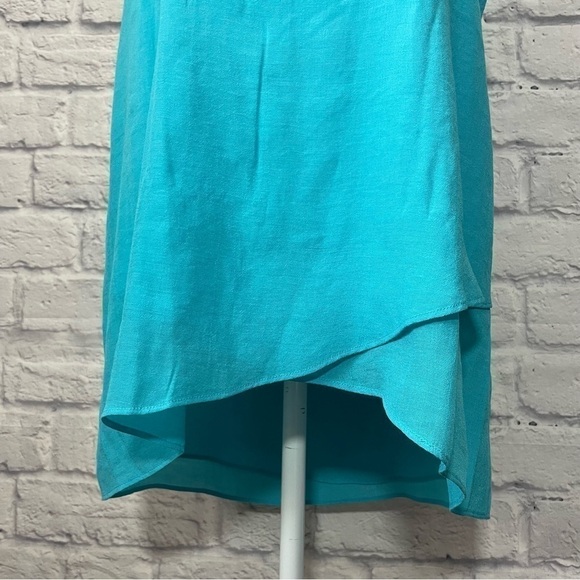 Cristina B Layer Front Sleeveless Tunic in Beautiful Blue Size Medium - Picture 5 of 9